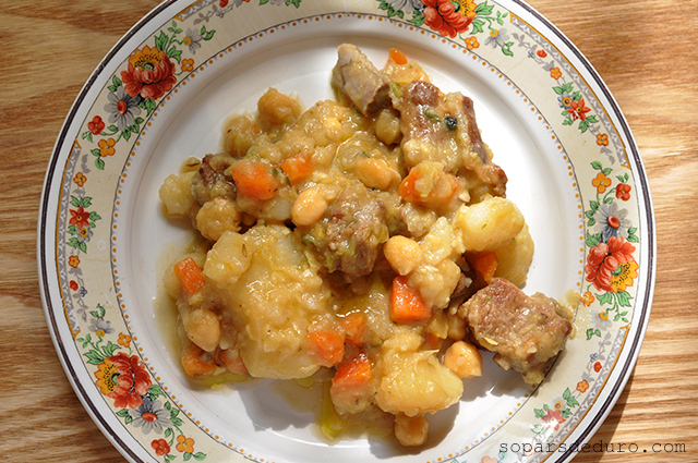 Costella amb patates i cigrons