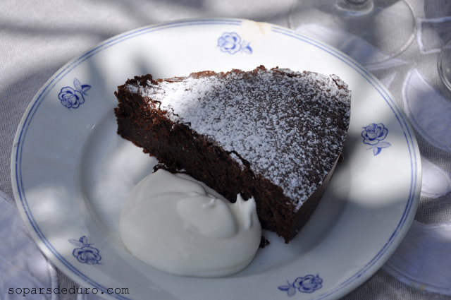 Pastís de xocolata i llima